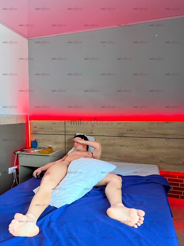 FOTOS DE RECIÉN LLEGADO A BOGOTÁ CON GANAS DE DARTE MUCHO PLACER.