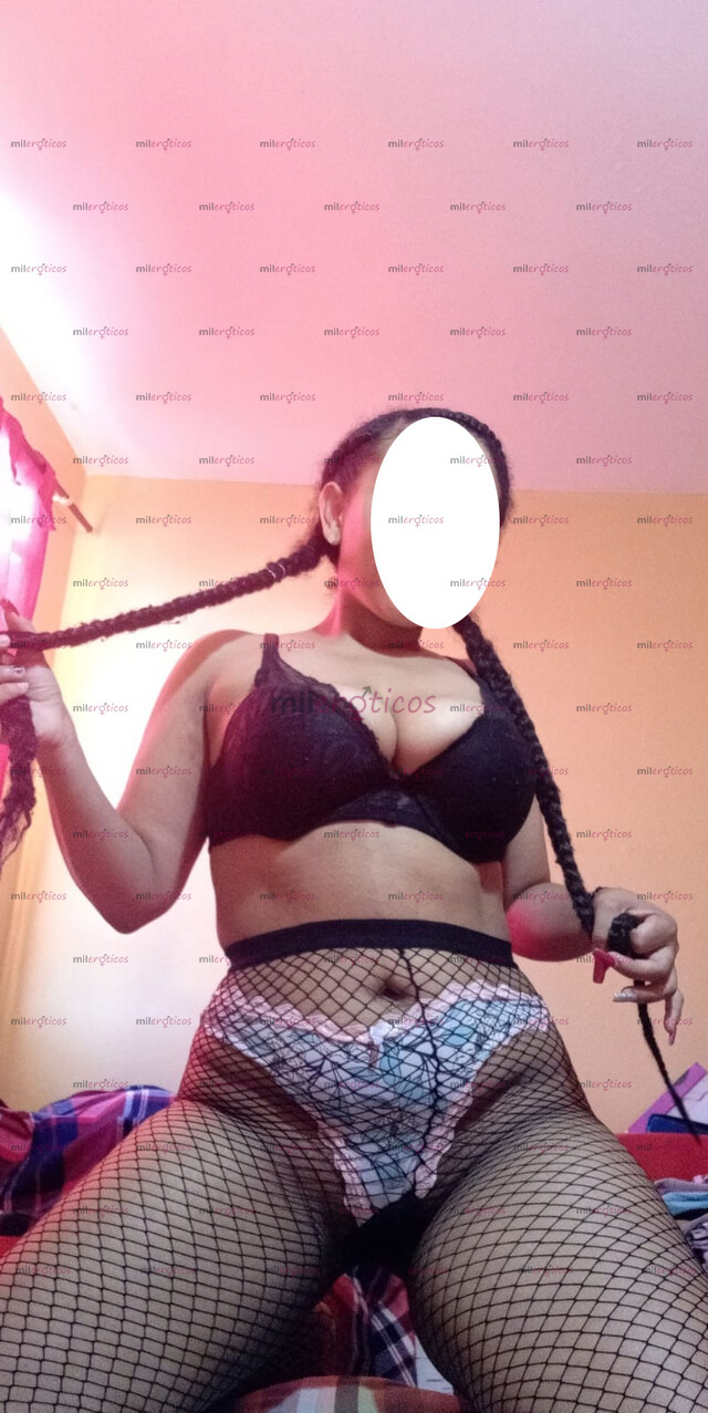 FOTOS DE SOY UNA MORENA DE CUERPO DIVINO Y MAMADA INOLVIDABLE