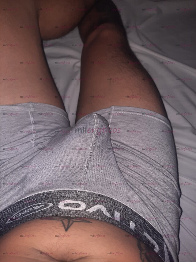 FOTOS DE VENEZOLANO ARRECHO PARTEDOR DE CULO 23CM DE VERGA