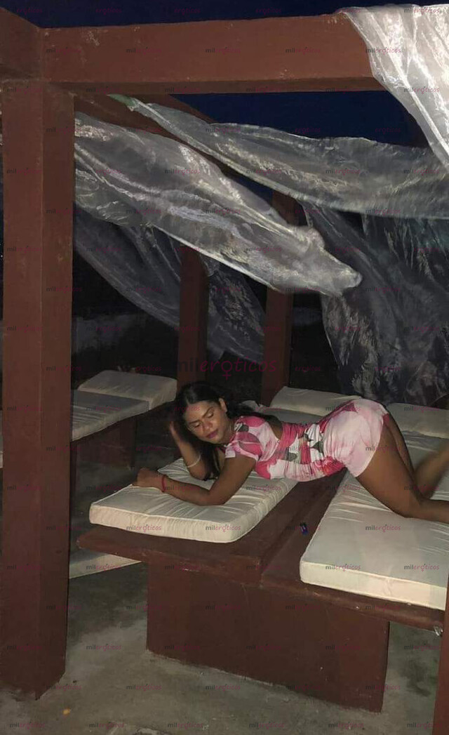 FOTOS DE ESTÁS BUSCANDO UNA JOVENSITA FINA BONITA Y PUTA EN LA CAMA CUANDO ME COJAS?? ?