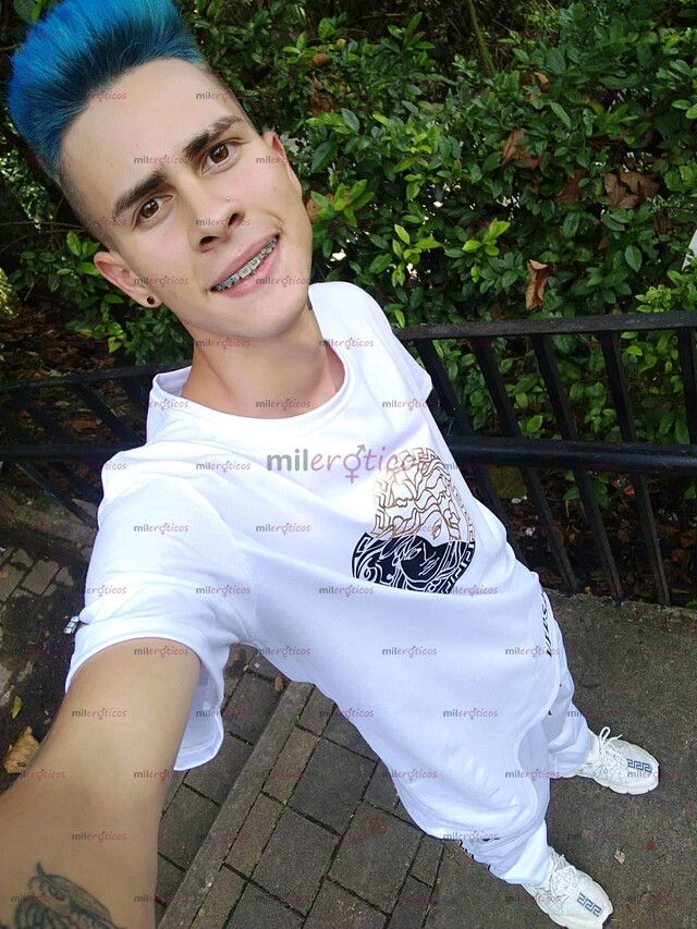 FOTOS DE CHICO GAY PASIVO ME TRAGO TU LECHE LLÁMAME OH ESCRIBES 320 5998294