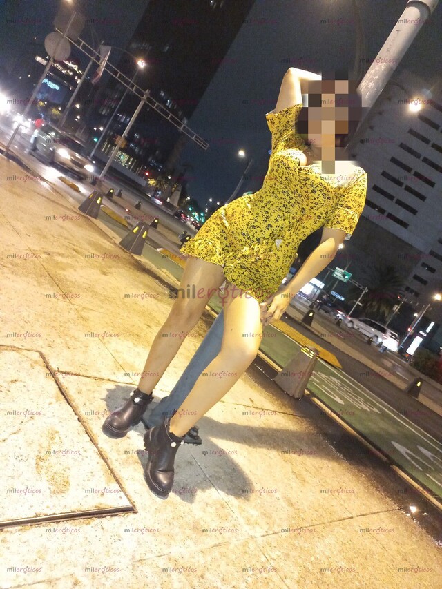 FOTOS DE SUPER ARDIENTE Y MUY SENSUAL NENA QUE TE HARA VENIR UNA Y OTRA VEZ