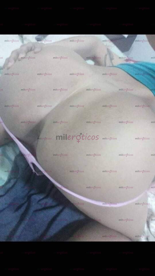 FOTOS DE ANDREA TU PERRITA LECHERA CON APARTAMENTO PRIVADO