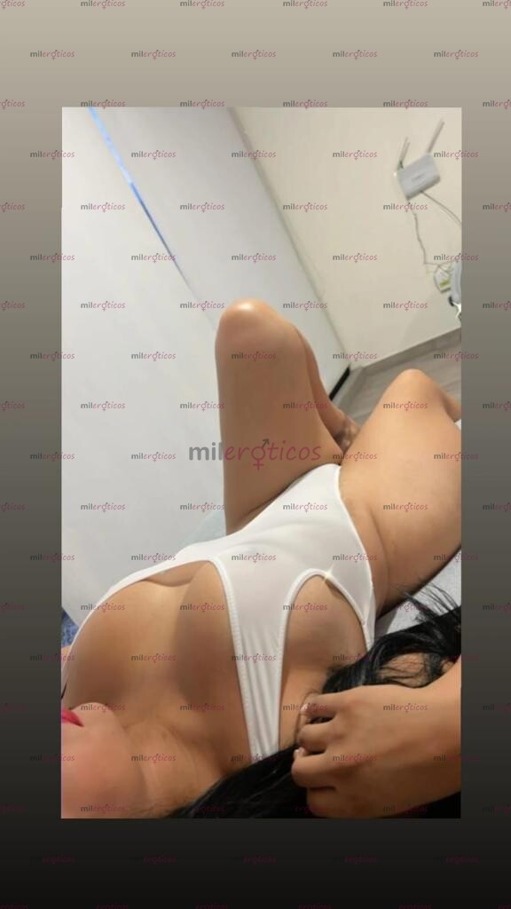 FOTOS DE BONITA, CACHONDA, LA MEJOR EN LA CAMA LLAMAME