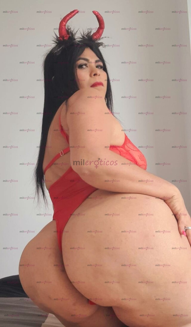 FOTOS DE SEXY VOLUPTUOSA Y COMPLACIENTE. .. CON SITIO !!!.