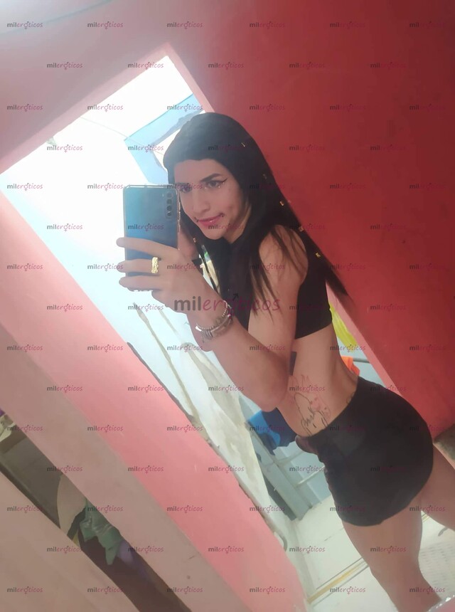 FOTOS DE NIÑA TRANS BLANQUITA DELGADA DE 167 BAJITA TATUADA, DE VERGA ROSADITA Y RICAS NA