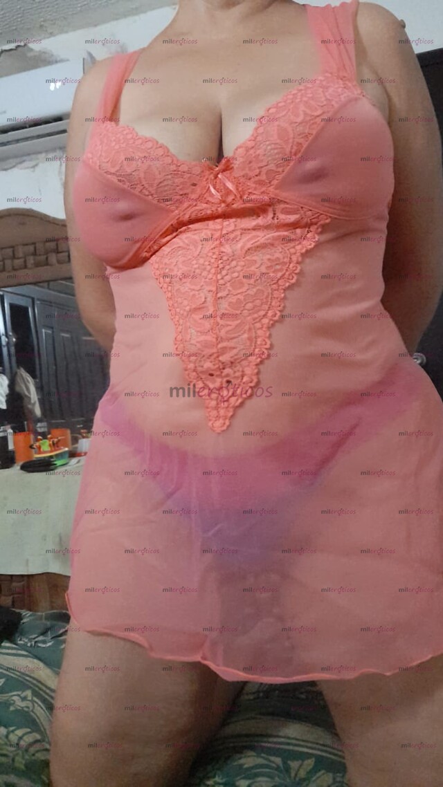 FOTOS DE SEXI ALEGRE Y CON MUCHAS GANAS DE PASARLA RICO