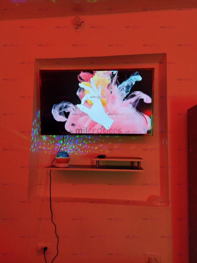 FOTOS DE SOLICITAMOS SCORTS EN LINDO RESERVADO MUY DISCRETO EN LA CALLE 45