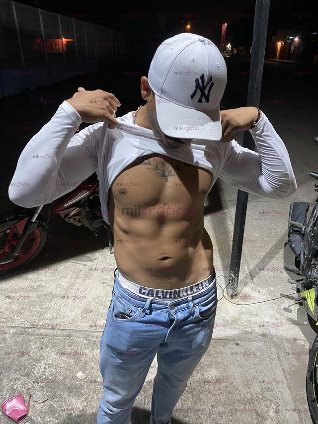FOTOS DE VENTA DE CONTENIDO CHICO ATLÉTICO, GUAPO JOVEN Y VARONIL, CONÓCEME
