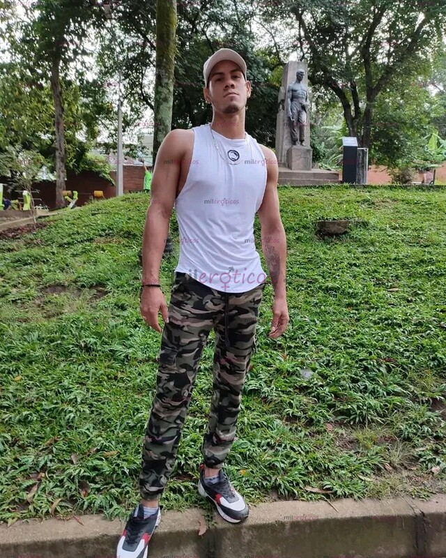 FOTOS DE JOVEN DEPORTISTA MUY MORBOSO DISPUESTO A COMPLACERTE