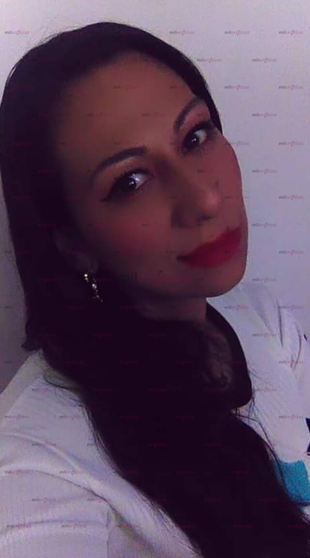 FOTOS DE LOS 3 SERVICIOS CON HERMOSA UNIVERSITARIA