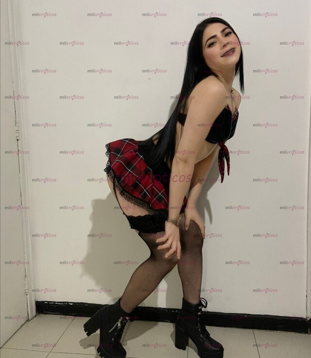 FOTOS DE ISIS UNA CHICA ARDIENTE DE 19 AÑOS QUE TE ARA TEMBLAR Y VER LAS ESTRELLAS