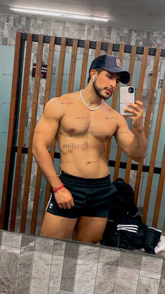 FOTOS DE CHICO LATINO PASIVO DISPONIBLE PARA SERVICIOS SEXUALES
