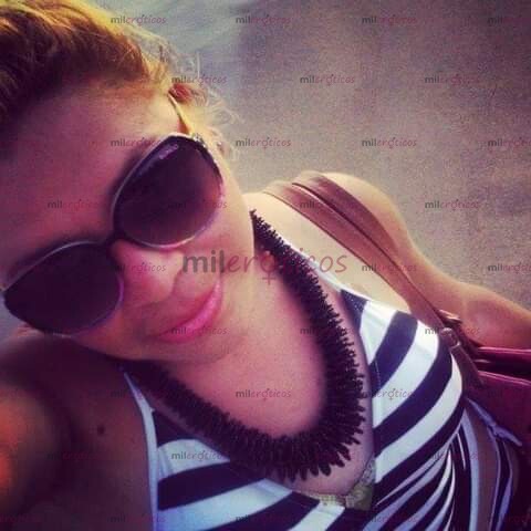 FOTOS DE SOY UNA CHICA MUY CALIENTE Y COMPLACIENTE AL ATENDER A MI CLIENTE