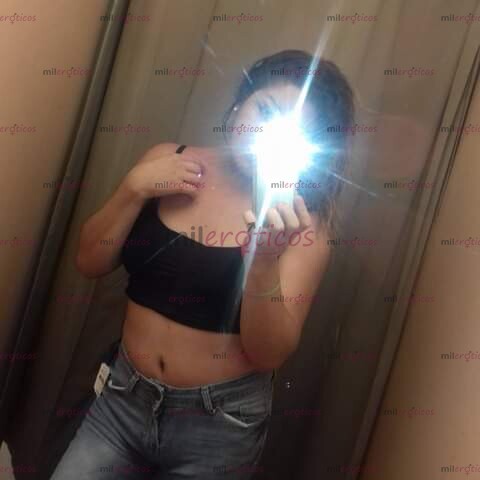 FOTOS DE SOY UNA CHICA MUY CALIENTE Y COMPLACIENTE AL ATENDER A MI CLIENTE