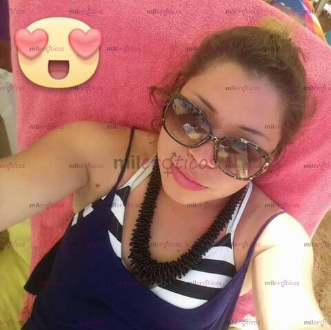 FOTOS DE SOY UNA CHICA MUY CALIENTE Y COMPLACIENTE AL ATENDER A MI CLIENTE