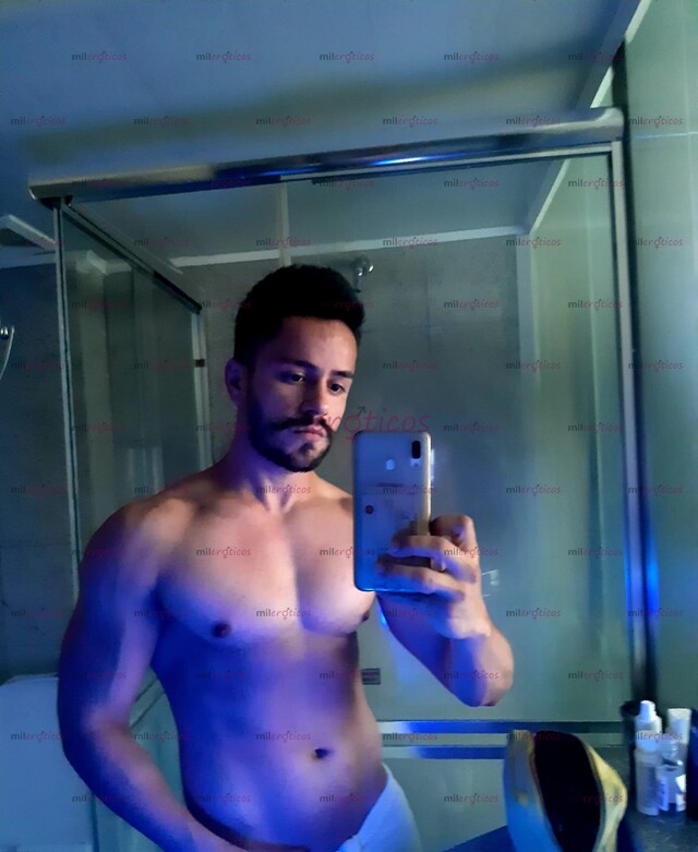 FOTOS DE THOMAS COMPLACIENTE COLOMBIANO DISCRETO PARA CABALLEROS