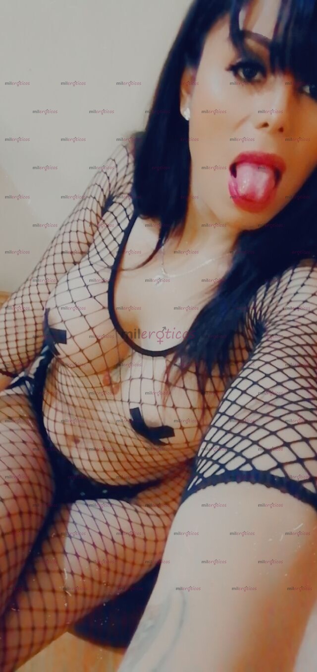 FOTOS DE ESCLUSIVO PARA JENTE SERIA Y SOLVENTE ........