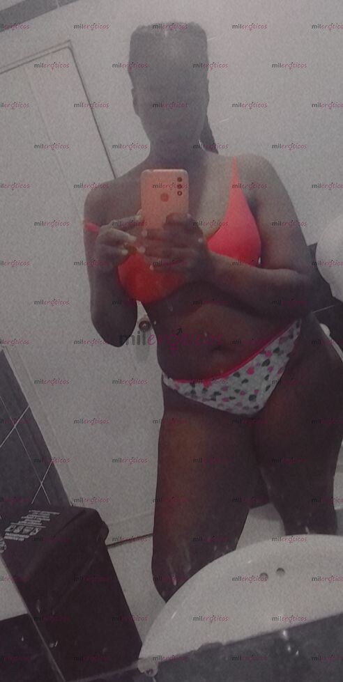 FOTOS DE CAMÍ HERMOSA MORENA FOGOSA ARDIENTE HÚMEDA