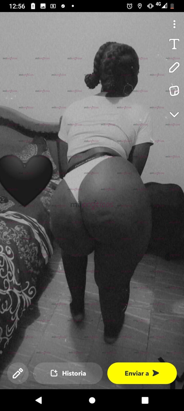 FOTOS DE CAMÍ HERMOSA MORENA FOGOSA ARDIENTE HÚMEDA