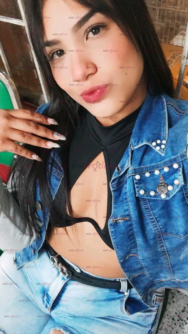 FOTOS DE CRISTAL CHICA MORENA CULONA DIVA Y FOGOSA PARA TI