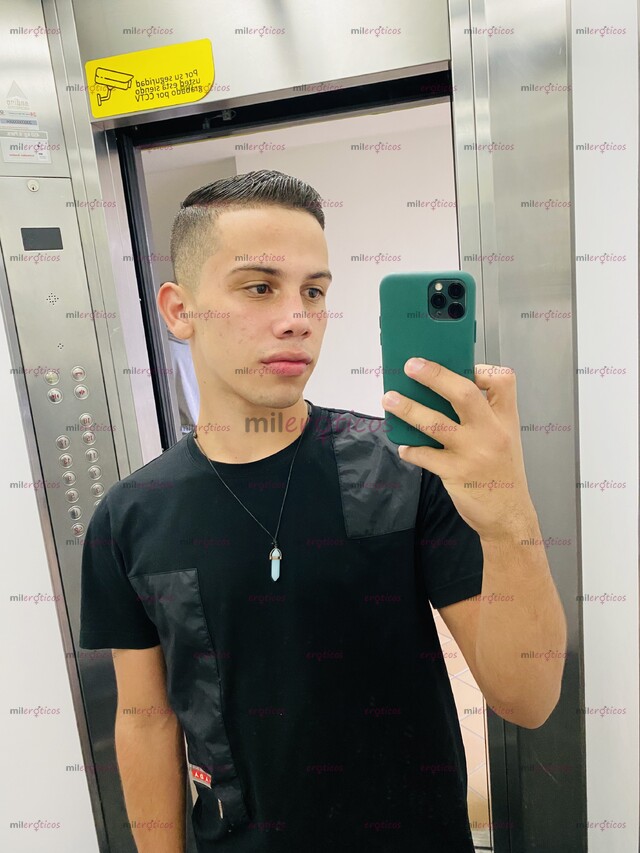 FOTOS DE POLLO CON SITIO DISPONIBLE VERGON SOY VERSÁTIL NO DUDES EN PREGUNTAR