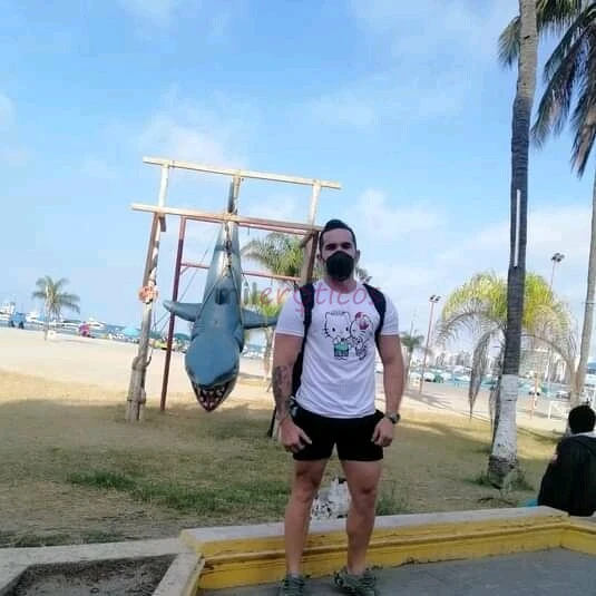 Maximiliano modelo de talla vip 100 activo 1 gt hola soy maximiliano tengo 27 anos mi cuerpo es de gymmi servicio es exclusivo soy actvmacho empotrado...