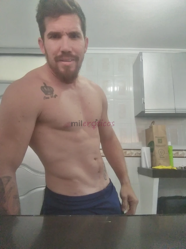 Maximiliano modelo de talla vip 100 activo 1 gt hola soy maximiliano tengo 27 anos mi cuerpo es de gymmi servicio es exclusivo soy actvmacho empotrado...