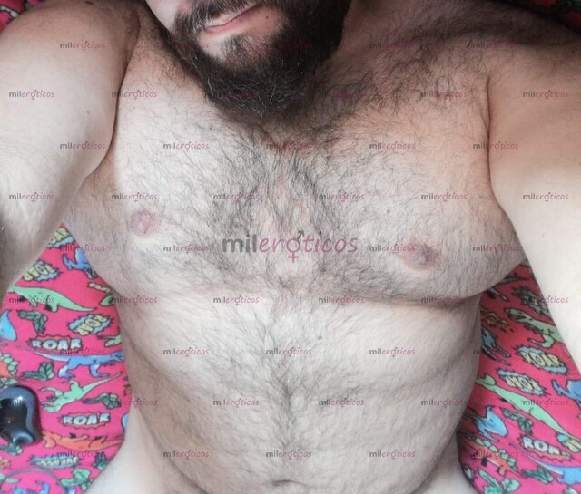 FOTOS DE MACHO PELUDO OSO 100% ACTIVO DISCRECIÓN Y CON LUGAR.