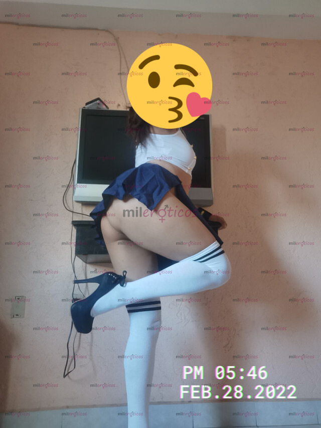 FOTOS DE BELLISIMA Y CACHONDA ESCORT DE 27 AÑOS DELGADA CON POMPIS PARADITAS Y PECHOS FIR