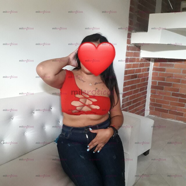 FOTOS DE MÓNICA HERMOSA NENA CARIÑOSA COMPLACIENTE EXTROVERTIDA