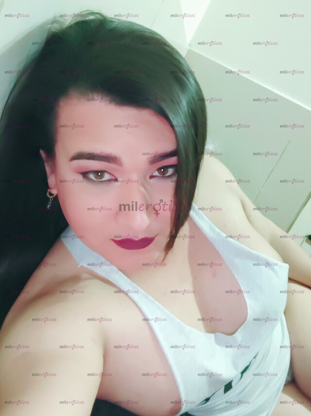 FOTOS DE V. JULIETH. TE GUSTAN MAMÁR Y TRAGAR LECHE VEN QUÉ ES CONMIGO. VERSÁTIL LECHERA.