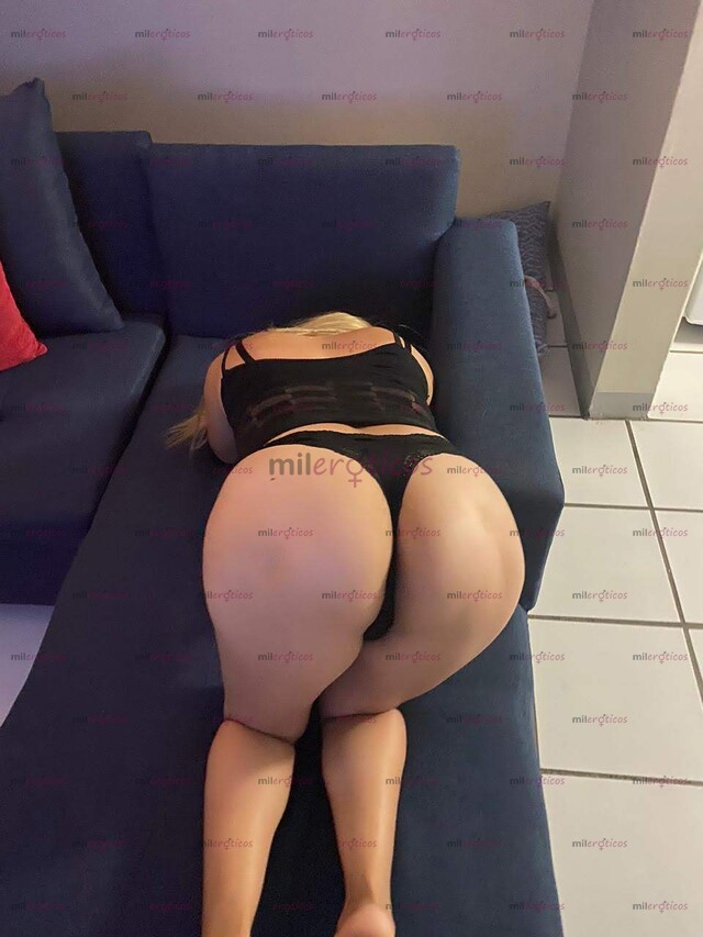 FOTOS DE KELLY SÚPER SEXY EXTREMADAMENTE EXTROVERTIDA