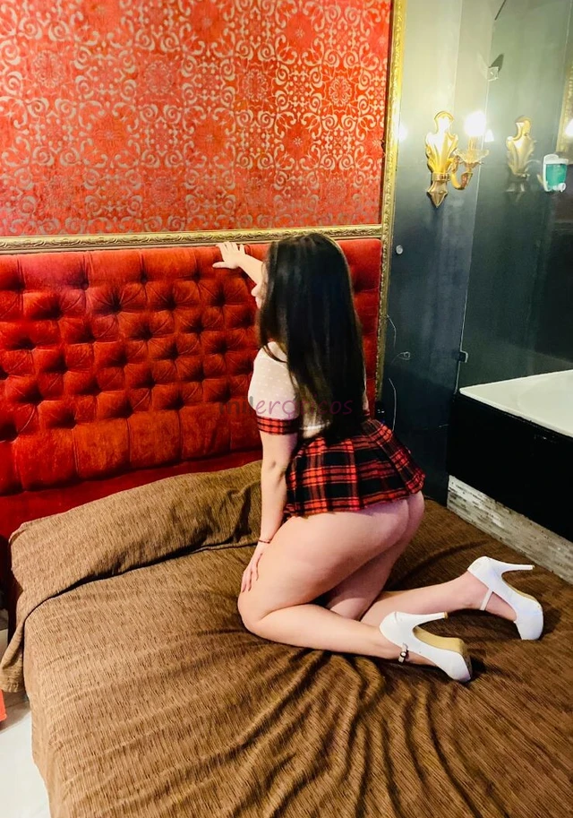 Fotos de Soy una extranjera nuevita, hago oral al natural.