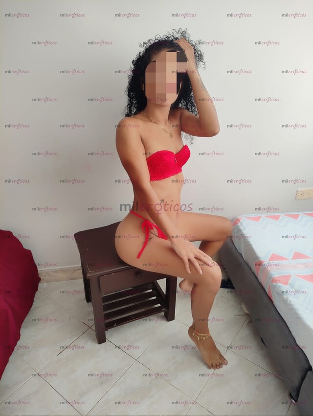 FOTOS DE RECIEN LLEGADA LA FLACA MAS PERRA HACIENDO ORAL PROFUNDO UNA PERVERTIDA PUTA