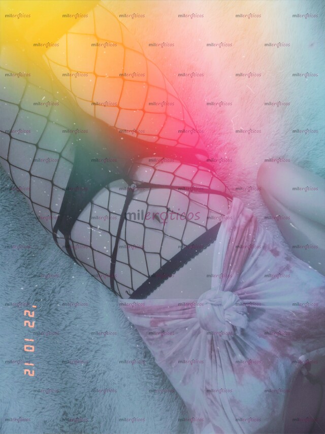 FOTOS DE CHAVITA PELIROJA Y DELGADA PARA TU SERVICIO