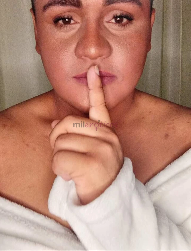 Ola sou fisioterapeuta e trabalho com massagens relaxantes trabalho de segunda a segunda atendo no meu local ou domicilio me chama para conversarmos m...