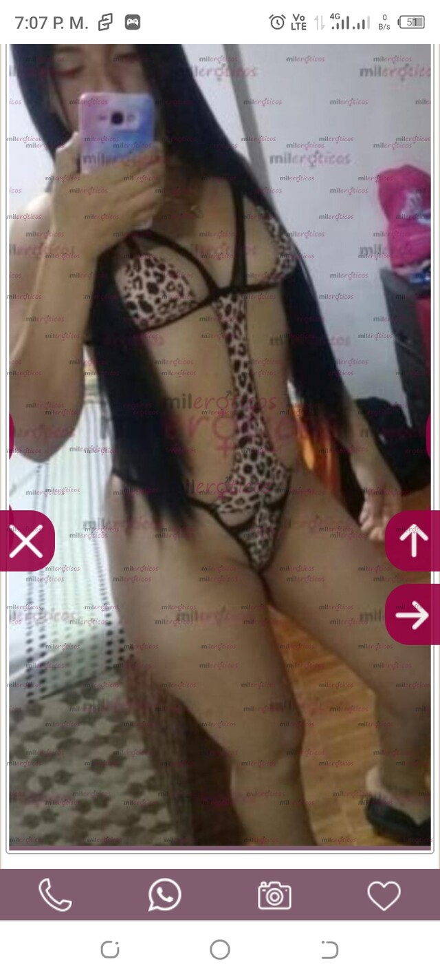 FOTOS DE HOLA ME LLAMO PAOLA ,CHICA DE 25 AÑOS CABELLO NEGRO LARGO OJOS CLAROS