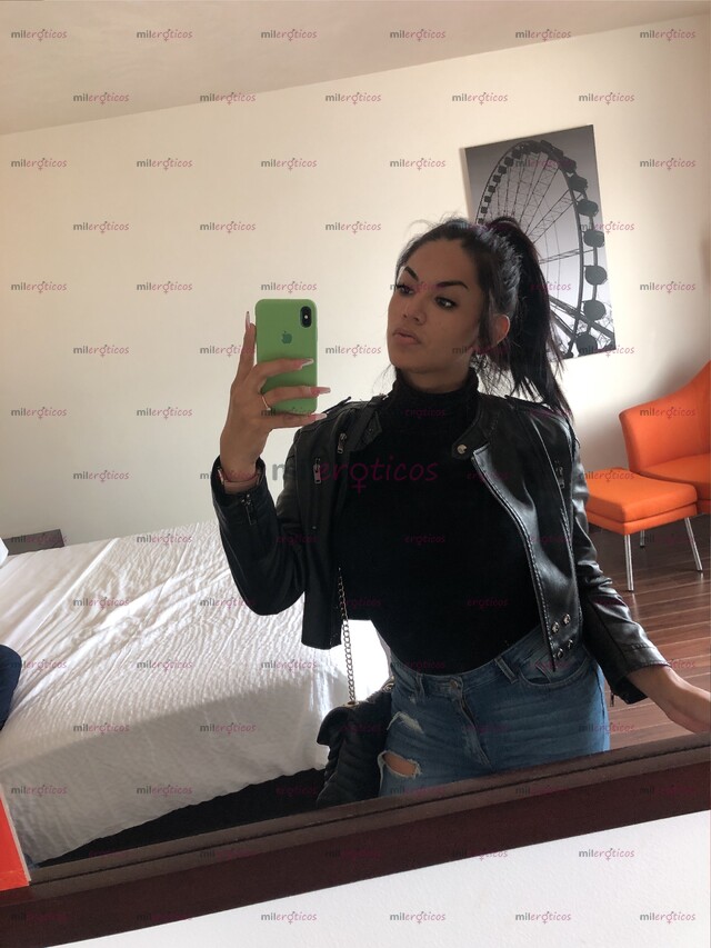 FOTOS DE DIVINA TRANNY DELUXE SOLO PARA GENTE SERIA Y SOLVENTE