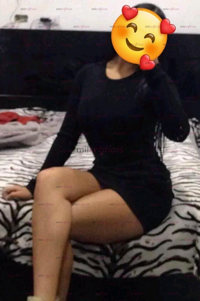 FOTOS DE ALONDRA SÚPER SÚPER SEXY Y MUY COMPLACIENTE.