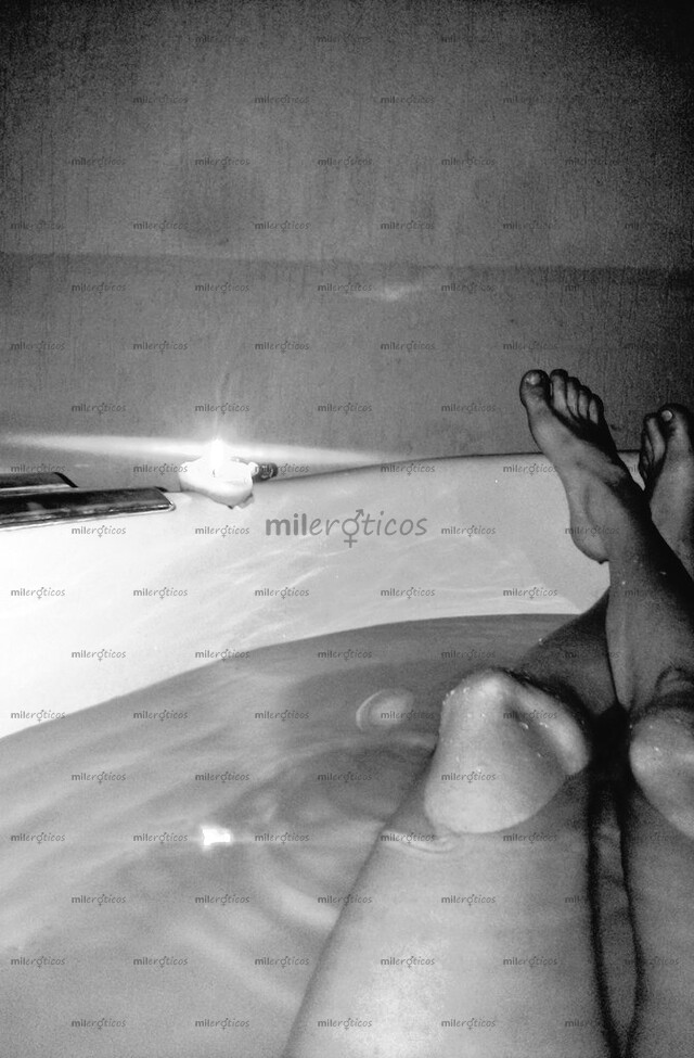 FOTOS DE MASAJISTA VIP EXCLUSIVO PARA CABALLEROS CON GUSTO POR CUIDAR SU IMAGEN Y ENERGÍA