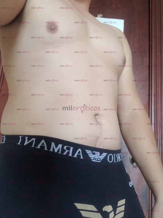 FOTOS DE JOVEN EXTROVERTIDO ,LISTO PARA TU DIVERSIÓN