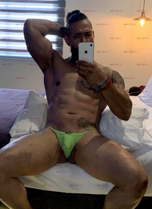 FOTOS DE COLOMBIANO SWINGER DISPONIBLE EN GUADALAJARA!!!!!