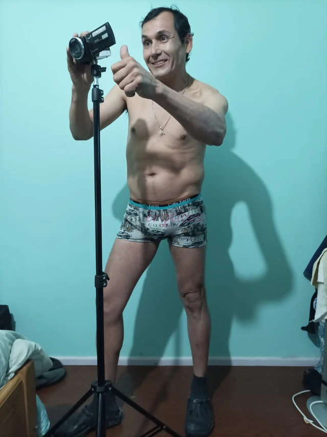 Soy simpatico agradable culto y dispuesto a todo scorts guerrero podemos tener citas o al grano disponible las trato bien las complasco en lo que quie...