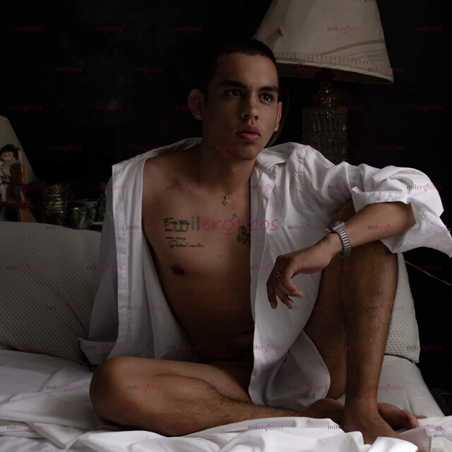 FOTOS DE CHICO VENEZOLANO ARDIENTE DE REGRESO EN TU CIUDAD LEON.