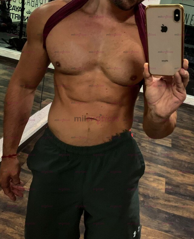 FOTOS DE VARONIL DOTADO XL CON GANAS DE CULEAR Y METER VERGA