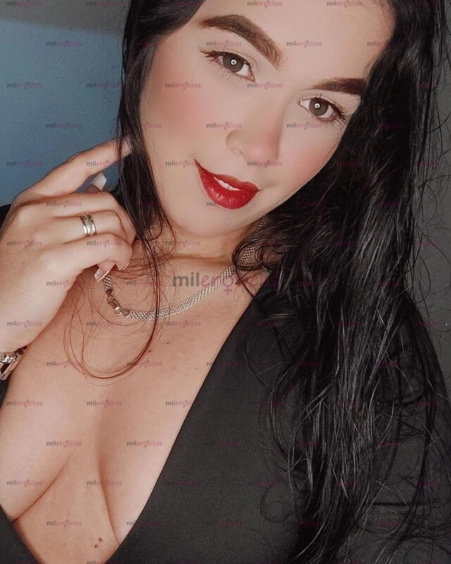 FOTOS DE DULCE, APASIONADA, JUGUETONA Y TIGRESA EN LA CAMA