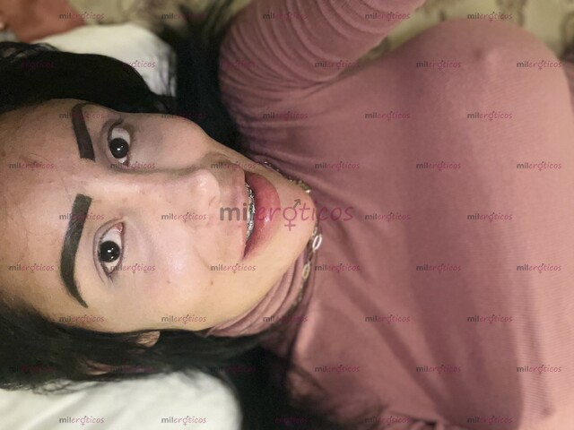 FOTOS DE HOLA SOY TU CHICA FEMENINA PARA TI Q ERES 100%MACHO