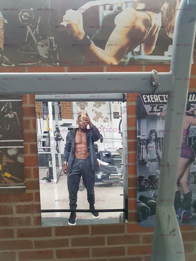 FOTOS DE TÚ NEGRO ARTURO VOLVIÓ NUEVAMENTE PARA COMPLACERTE