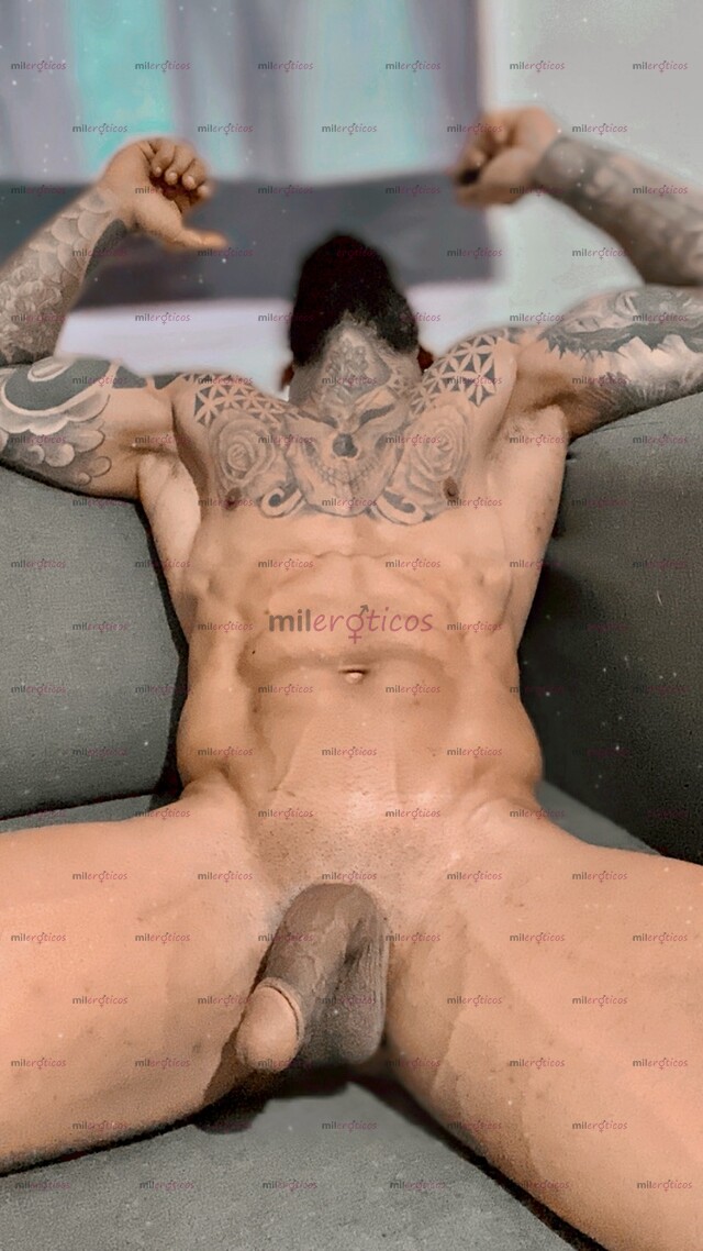 FOTOS DE DISPONIBLE LAS 24 HORAS COLOMBIANO DOTADO FITNES